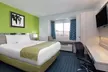 Microtel Inn by Wyndham Cornelius/Lake Norman - Second Medium