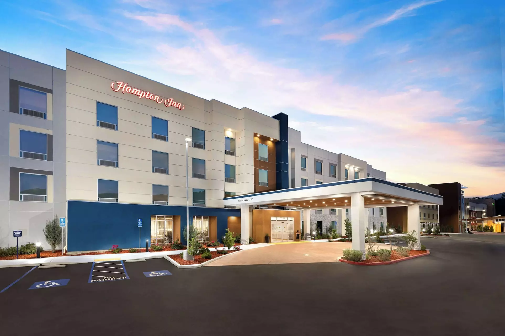 Hampton Inn Oakhurst-yosemite, CA - Primary Image