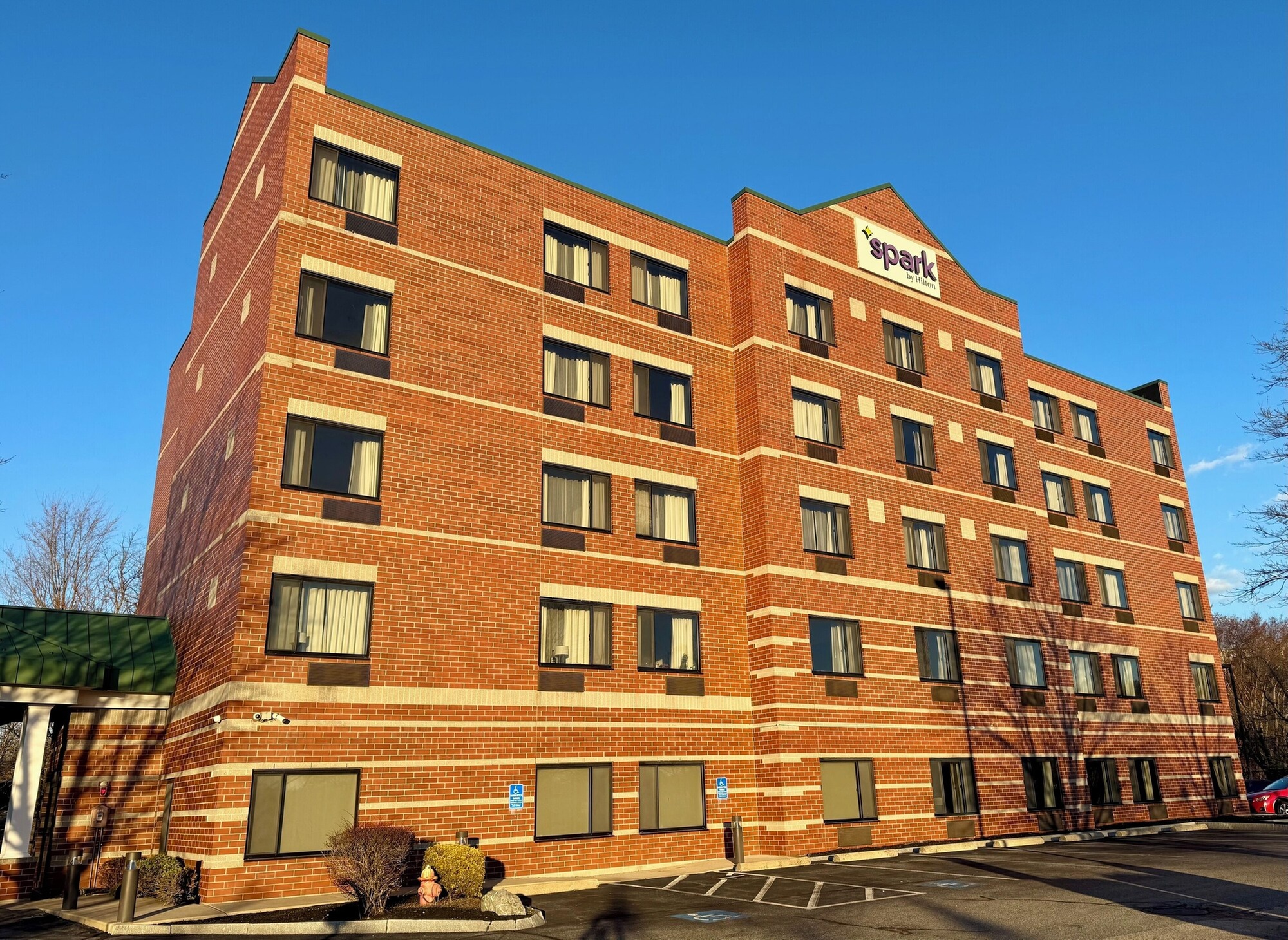 Spark by Hilton Woburn Boston