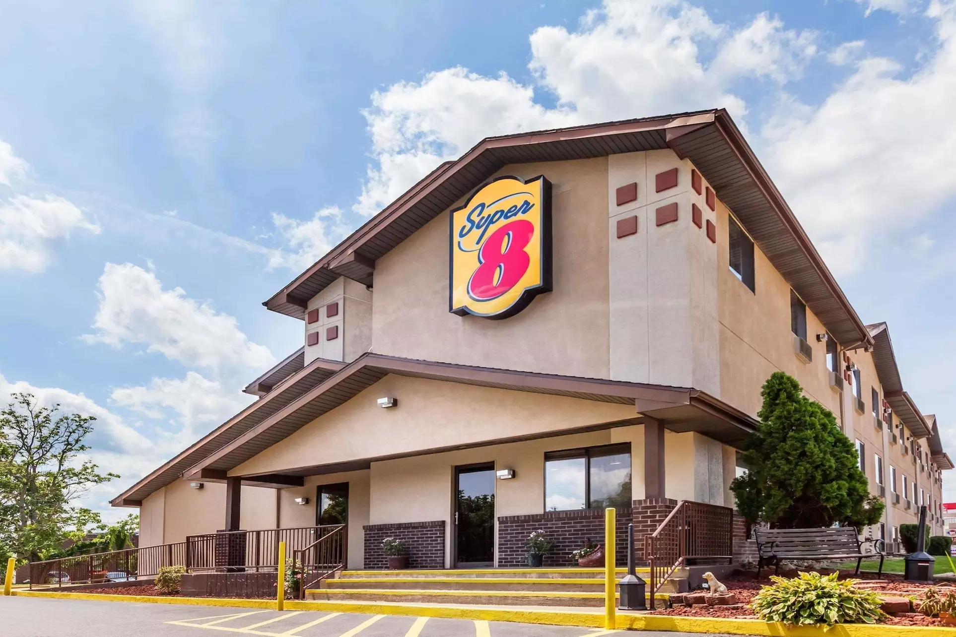 Super 8 by Wyndham Dunbar/Charleston Area - Primary Image