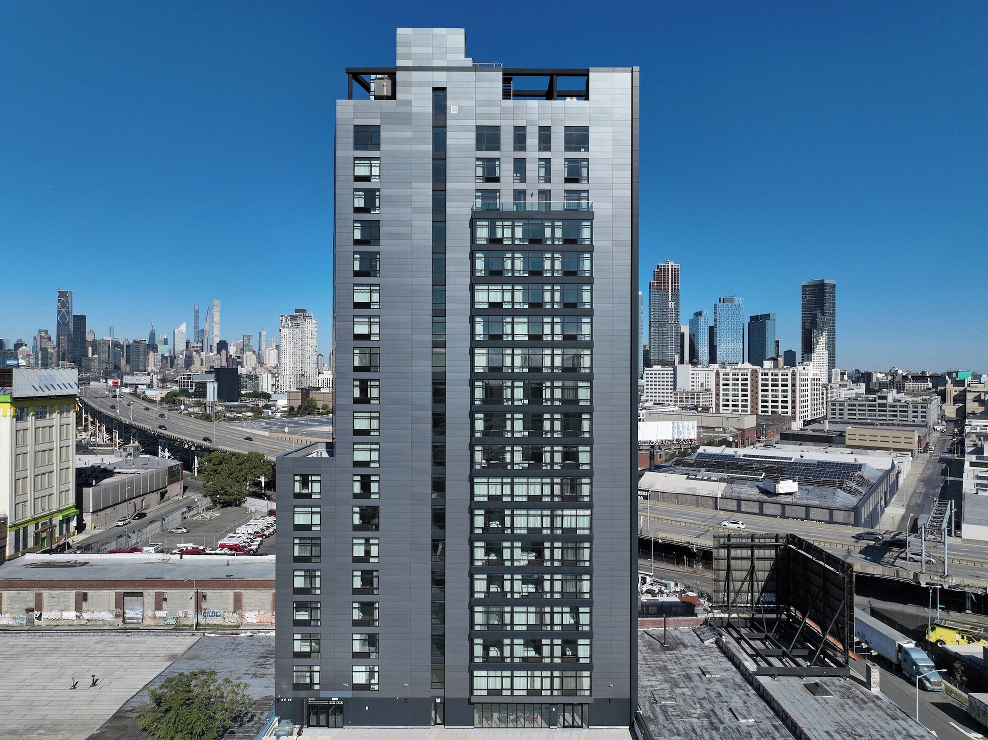 Holiday Inn Express Long Island City E New York by IHG