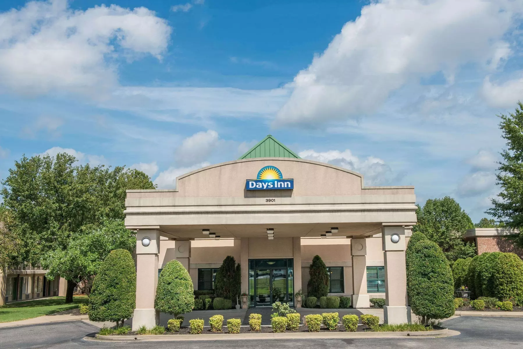 Days Inn by Wyndham Paducah I-24 Exit 4 - Primary Image