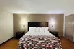 Red Roof Inn Gulf Shores - Second Medium