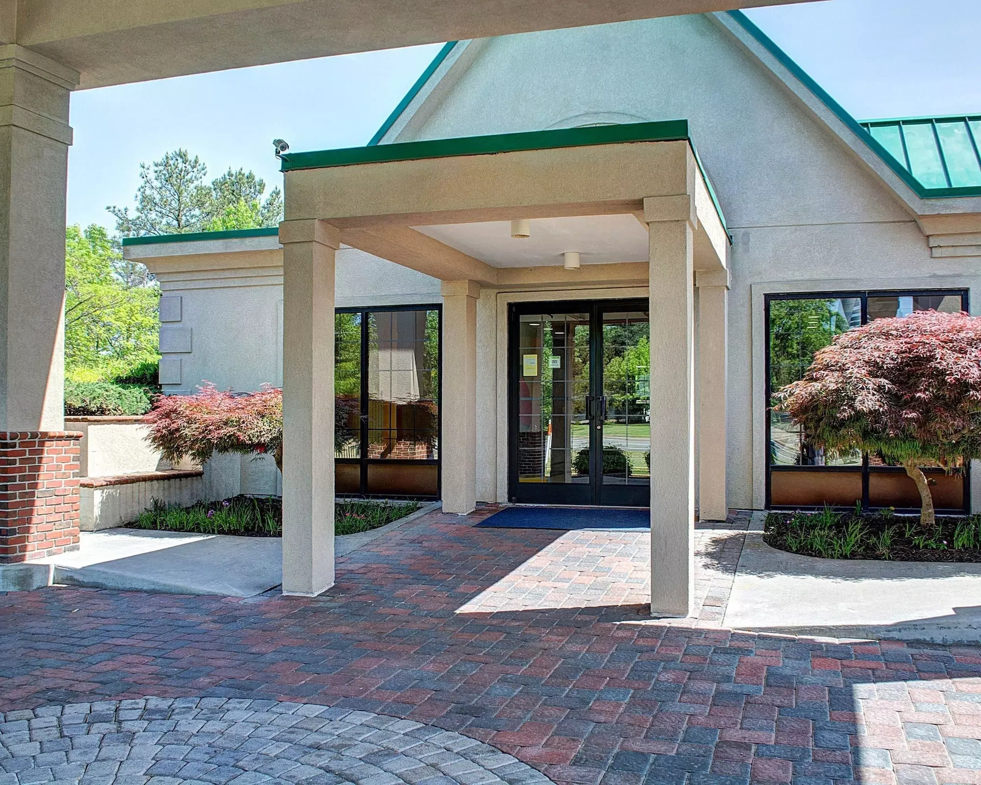 Quality Inn North - Primary Image