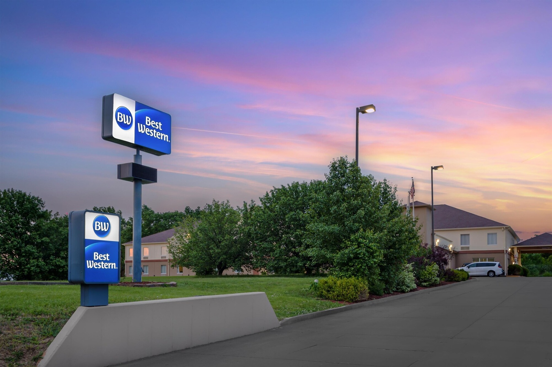 Best Western Teal Lake Inn