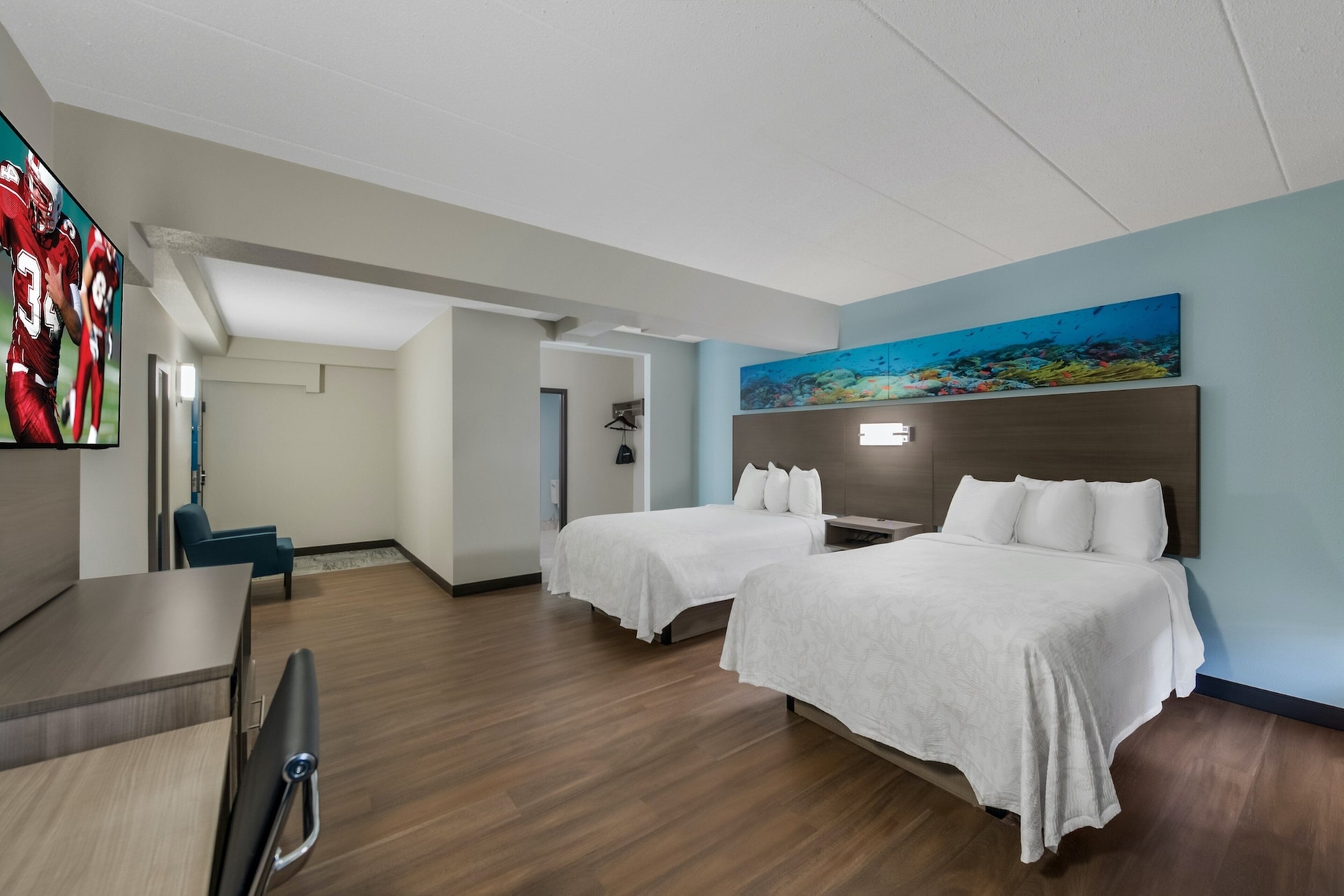 Red Roof PLUS+ & Suites Virginia Beach – Seaside