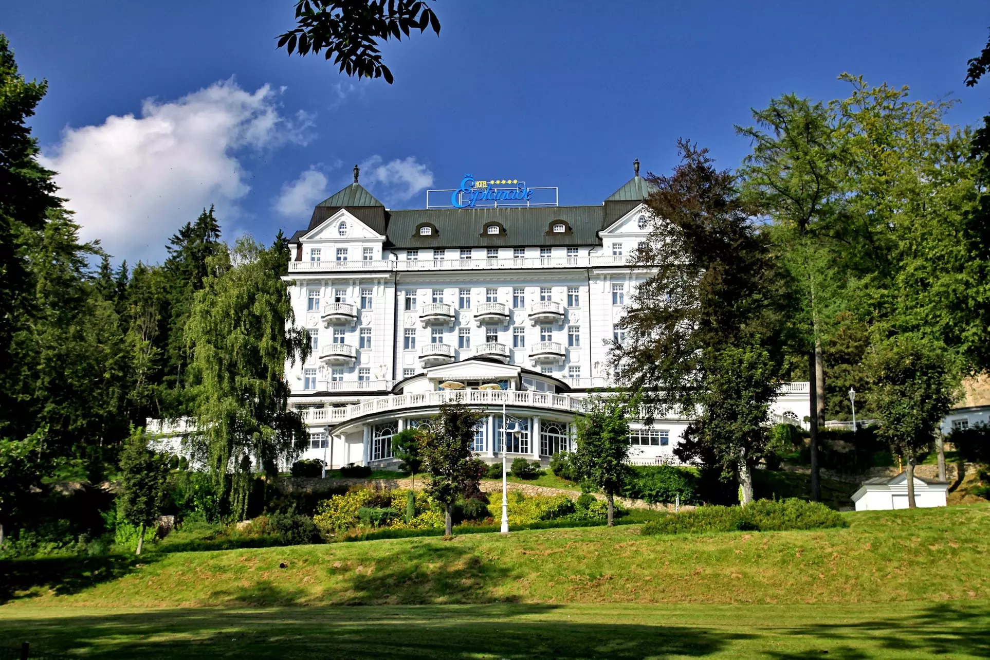 Esplanade Spa and Golf Resort - Primary Image
