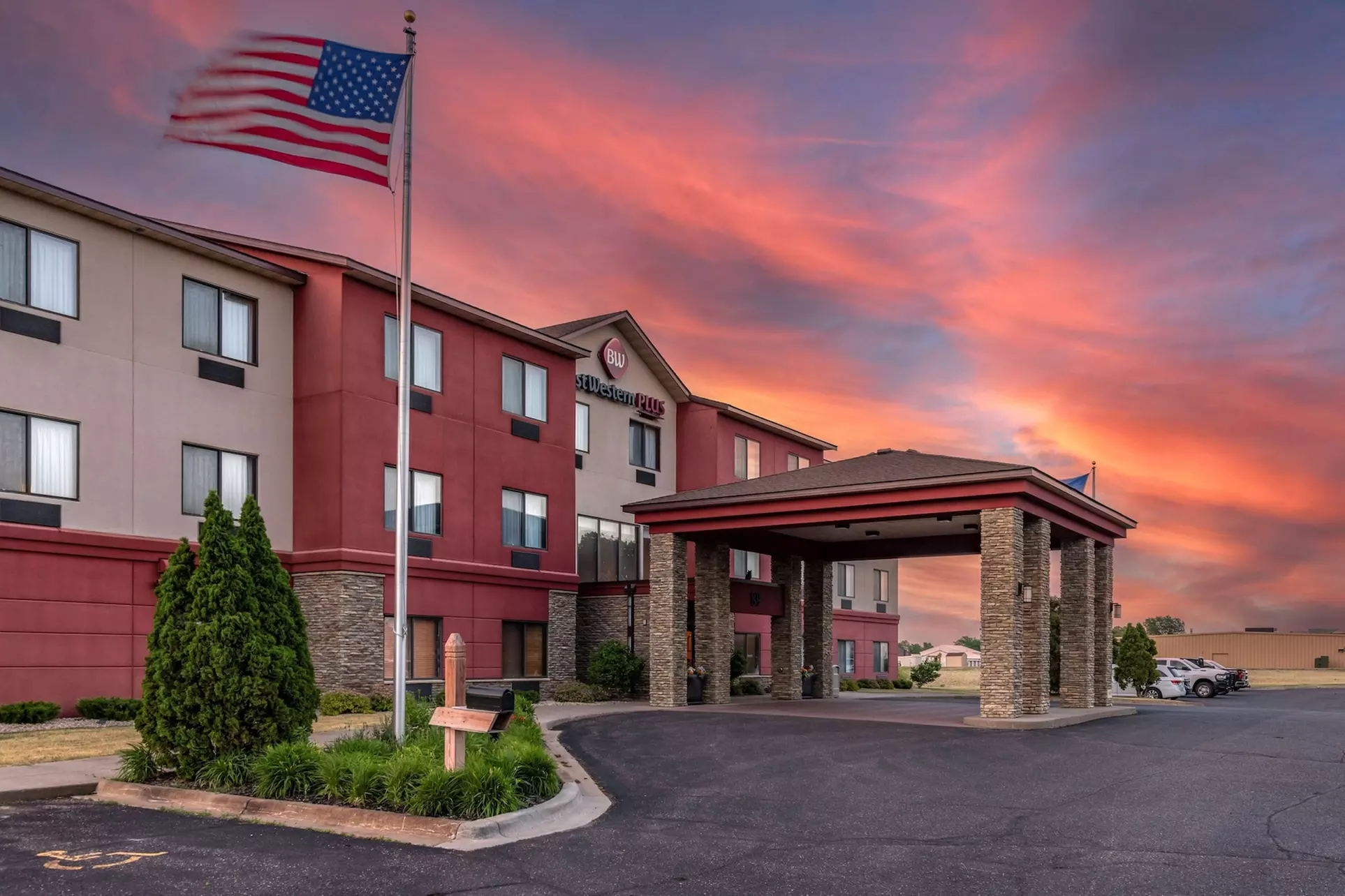 Best Western Plus Chelsea Hotel - Primary Image