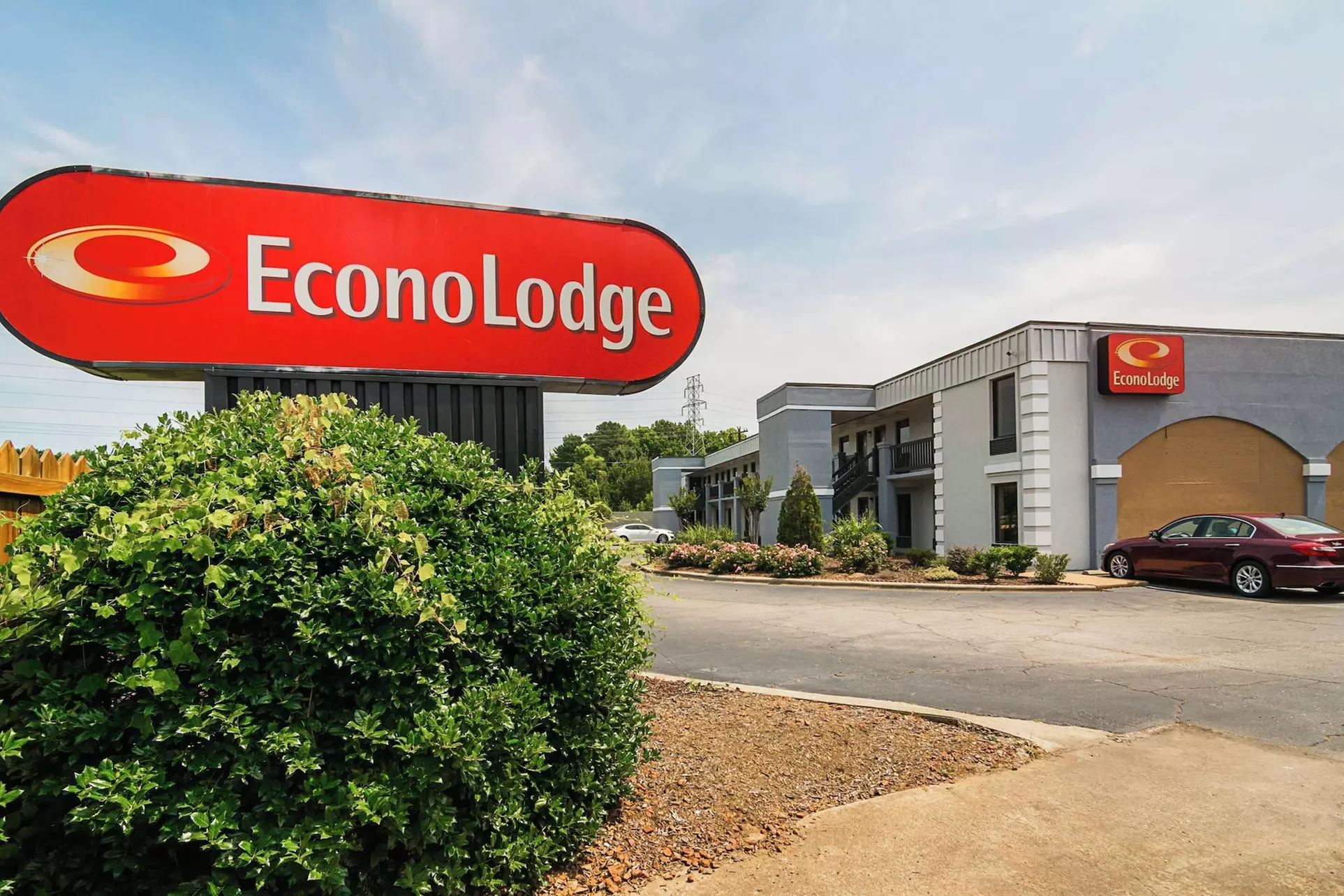 Econo Lodge Research Triangle Park - Primary Image