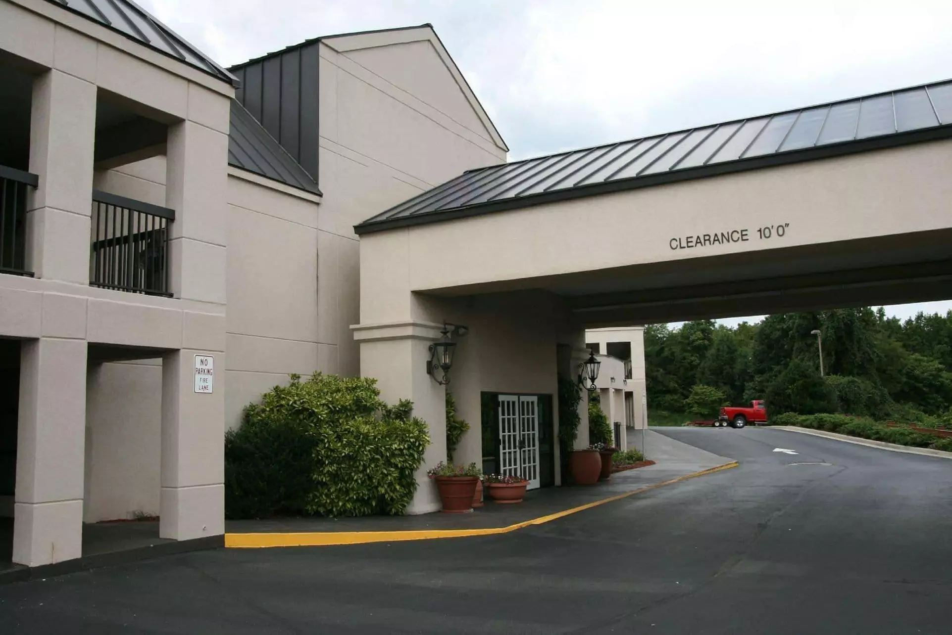 Travelodge by Wyndham Roanoke - Primary Image