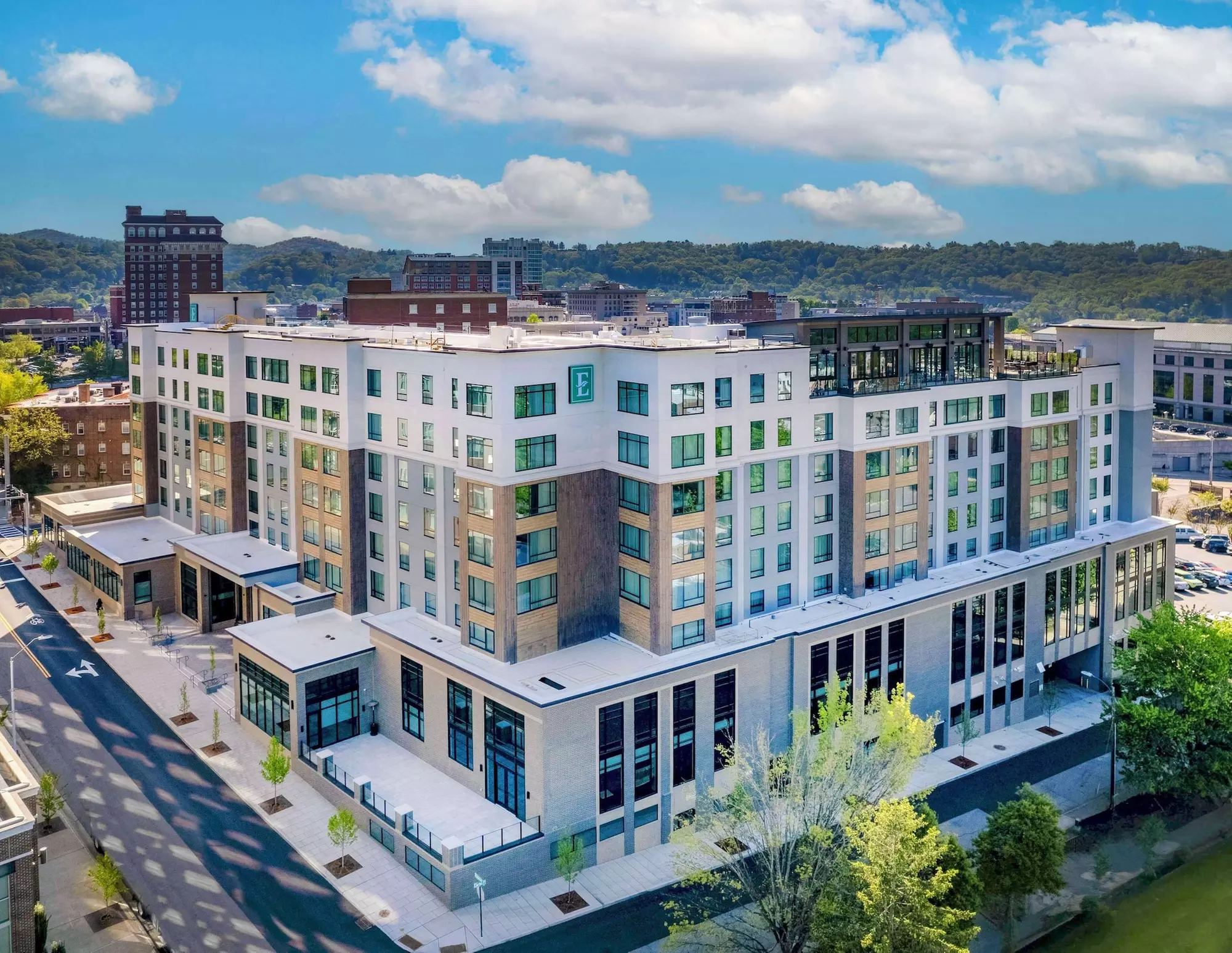 Embassy Suites By Hilton Asheville Downtown - Primary Image