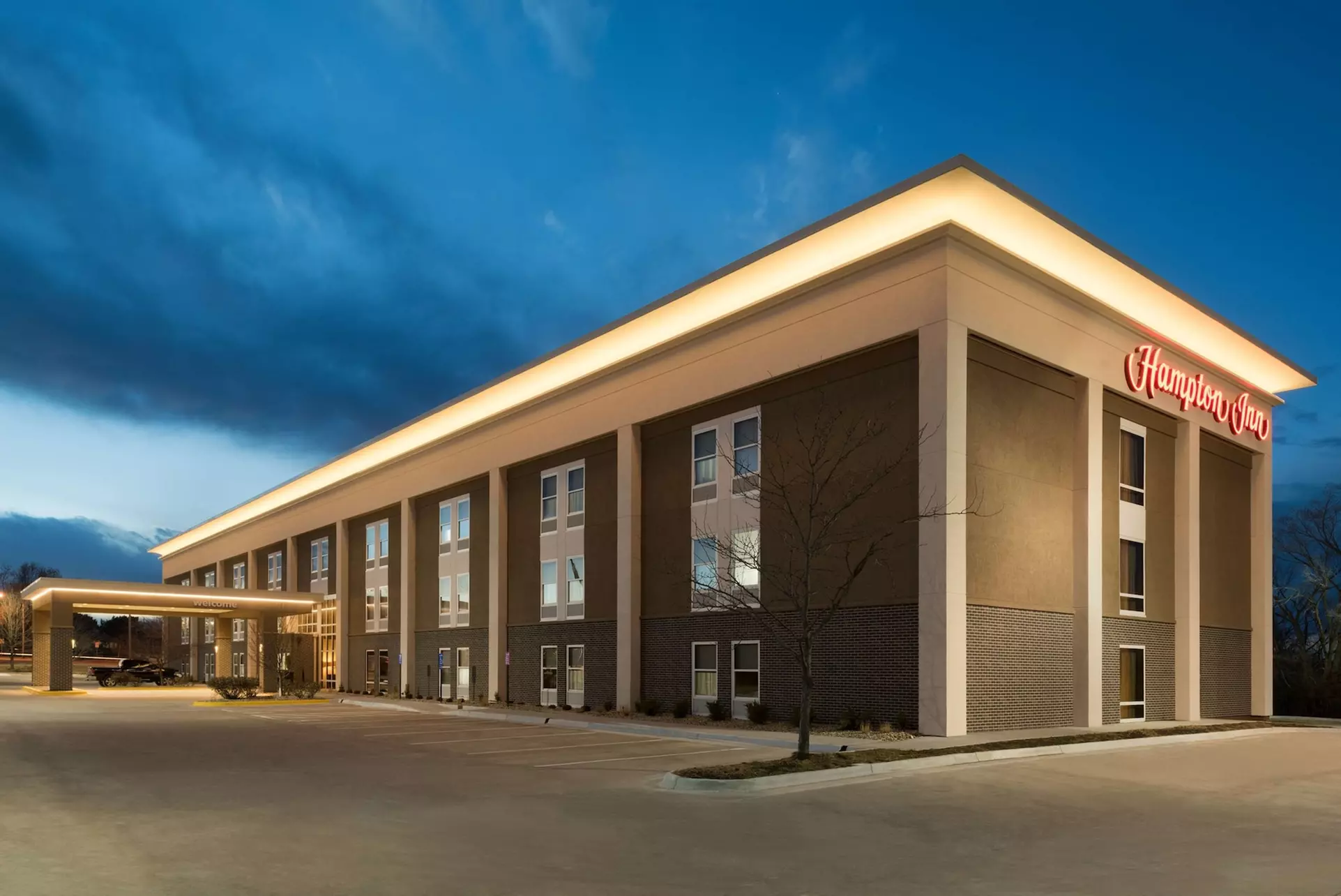 Hampton Inn Lawrence - Primary Image