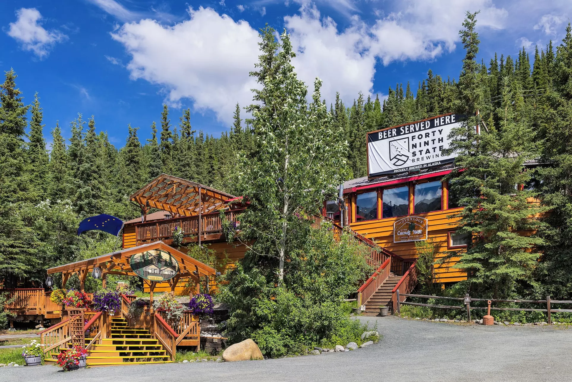 Denali Crow's Nest Cabins - Primary Image