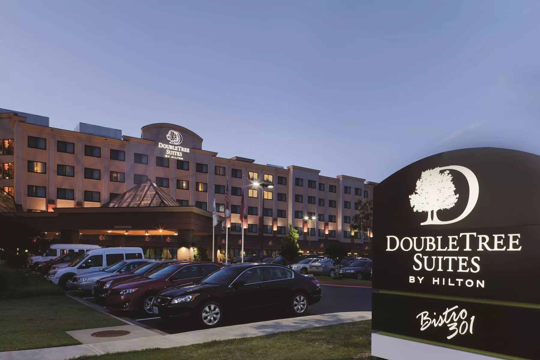 DoubleTree Suites by Hilton Bentonville - Primary Image