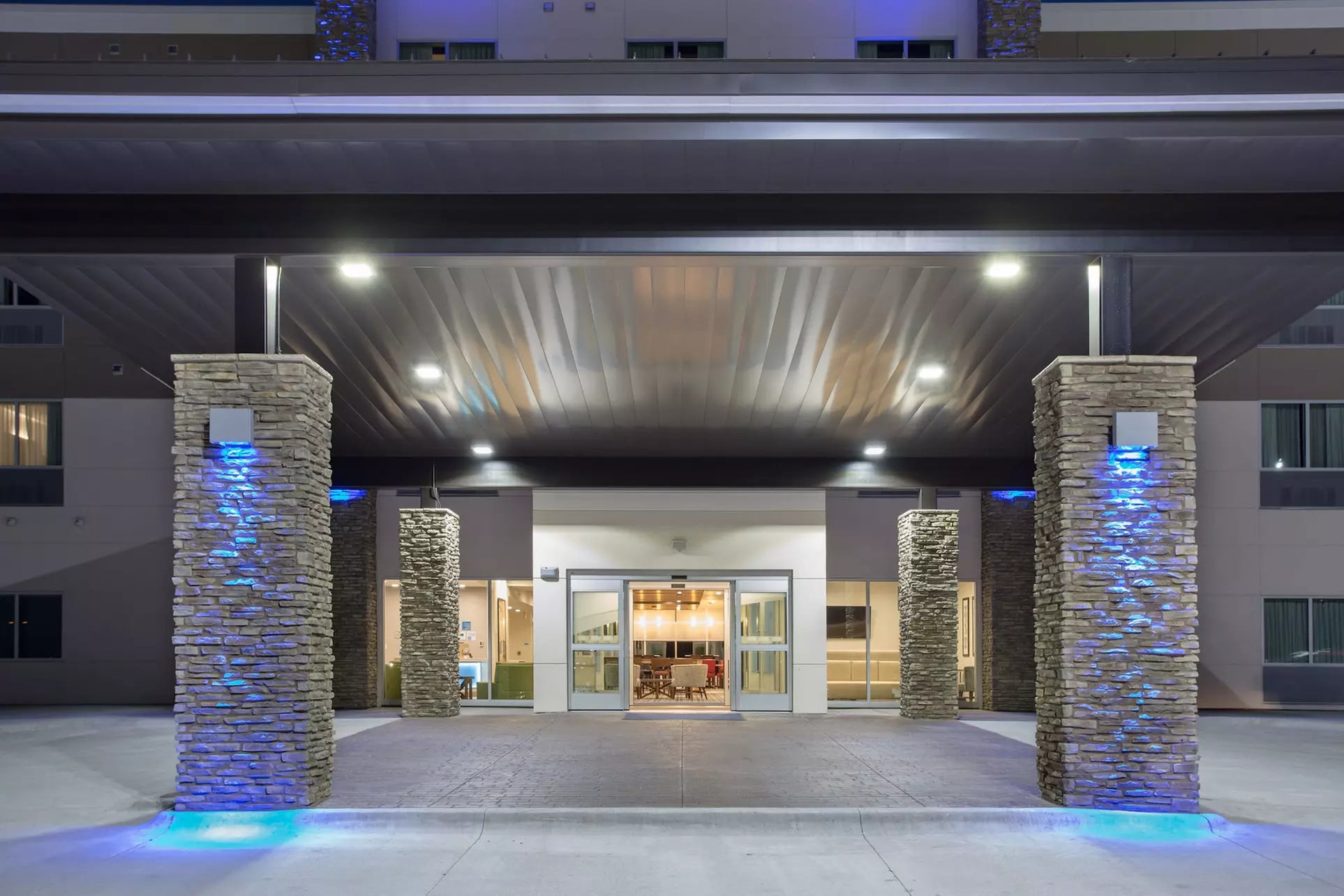 Holiday Inn Express and Suites Lincoln I - 80 by IHG - Primary Image