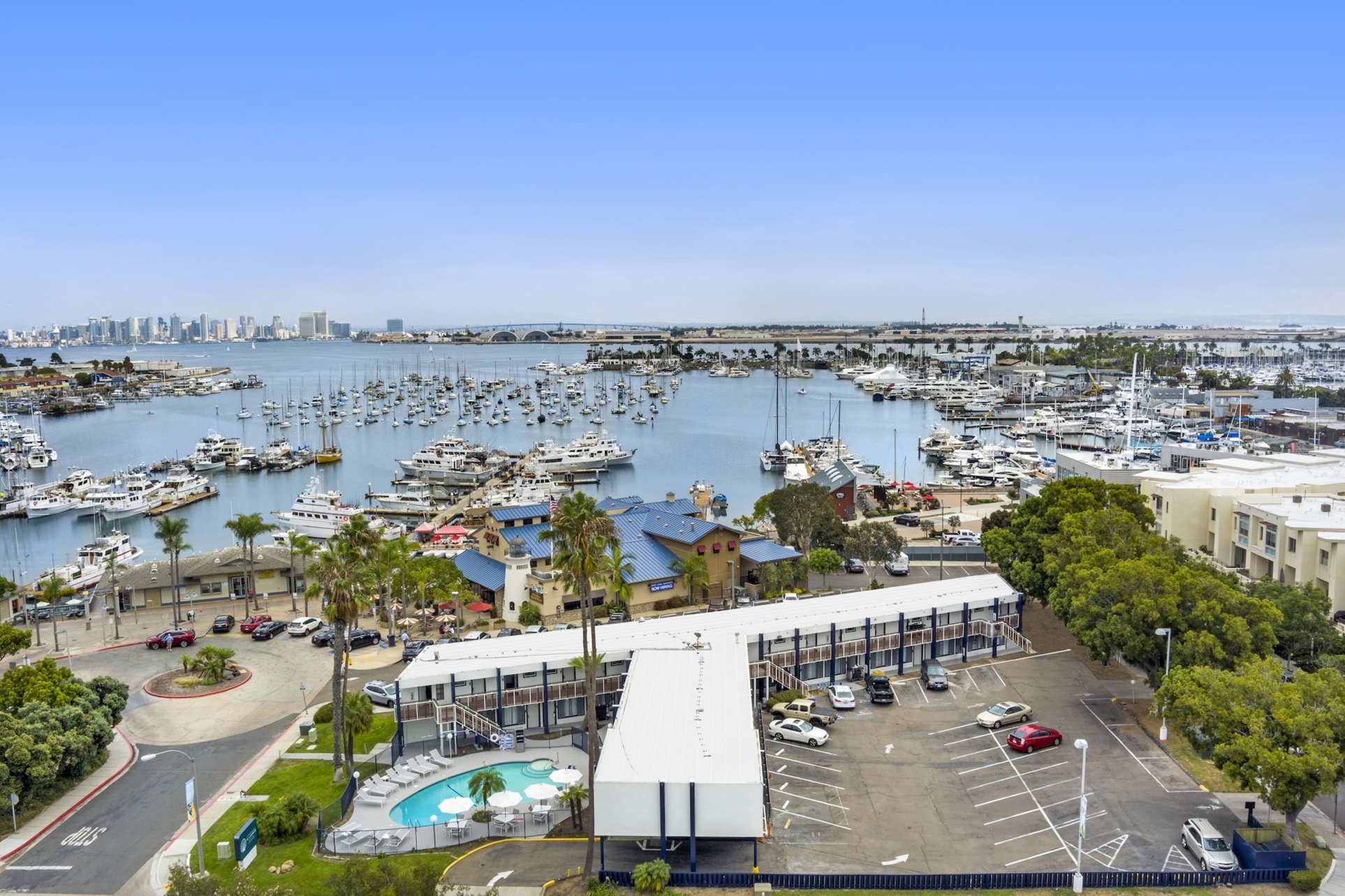 Sea Harbor Hotel