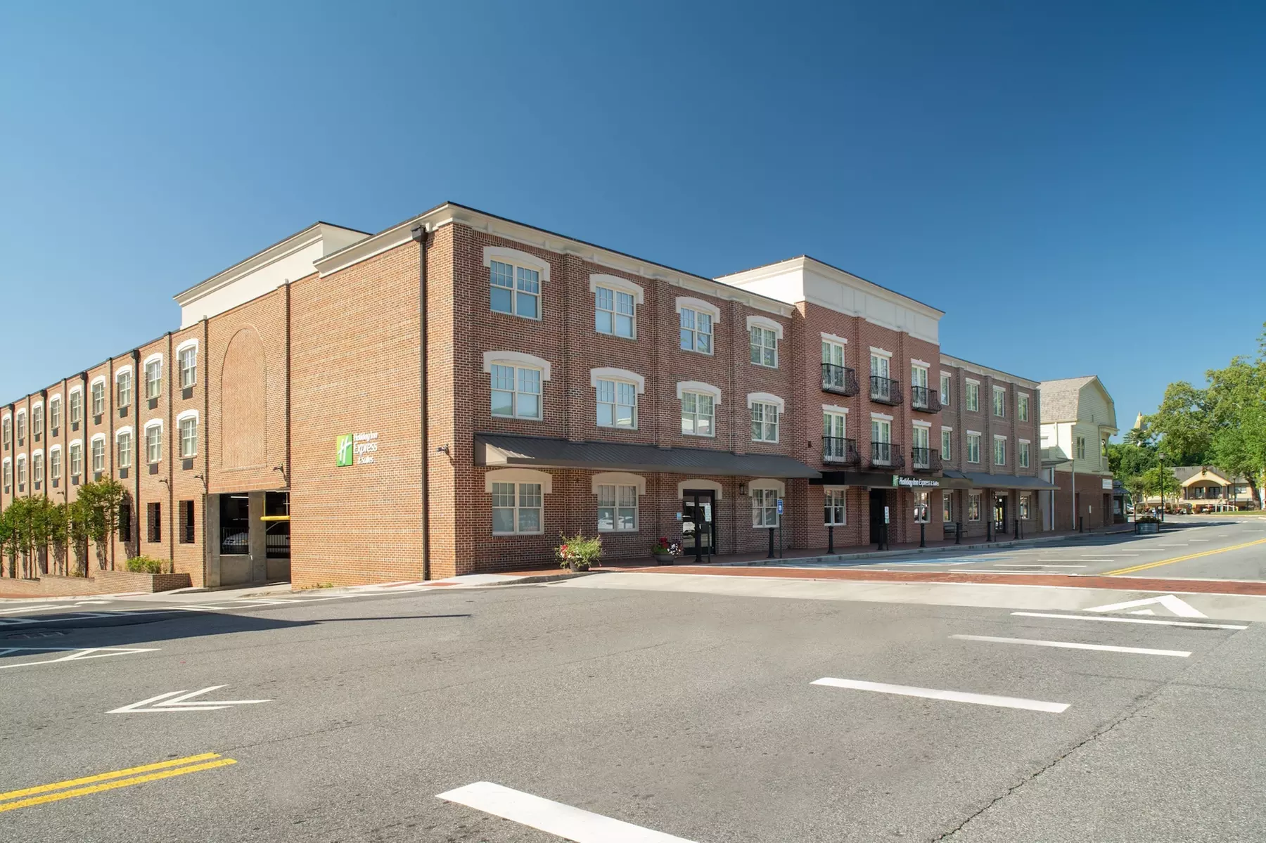 Holiday Inn Express & Suites Dahlonega by IHG - Primary Image