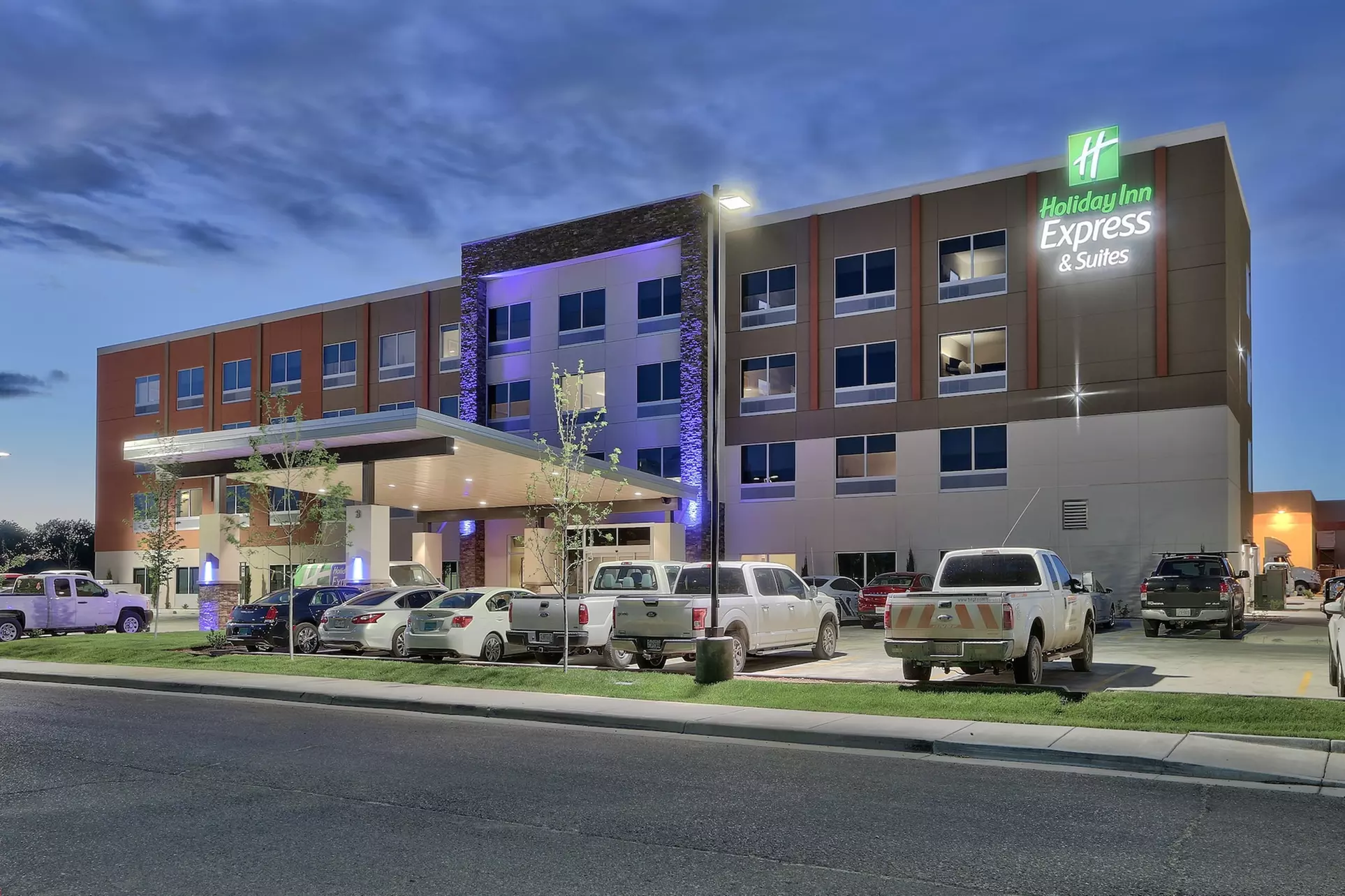 Holiday Inn Express & Suites Roswell by IHG - Primary Image