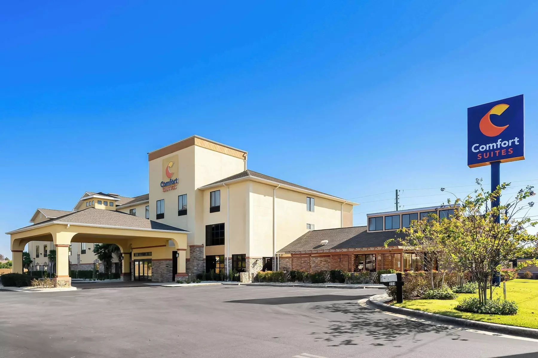 Comfort Suites - Primary Image