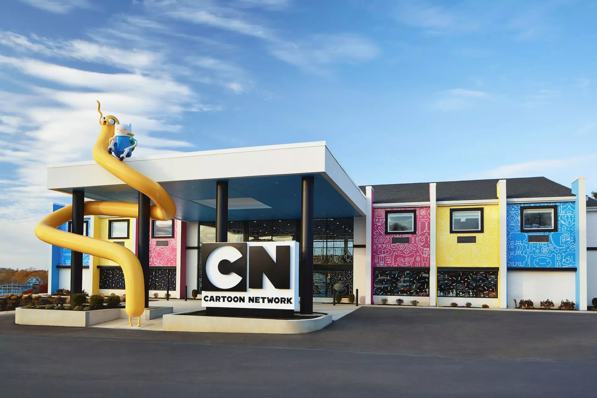 Cartoon Network Hotel - Primary Image
