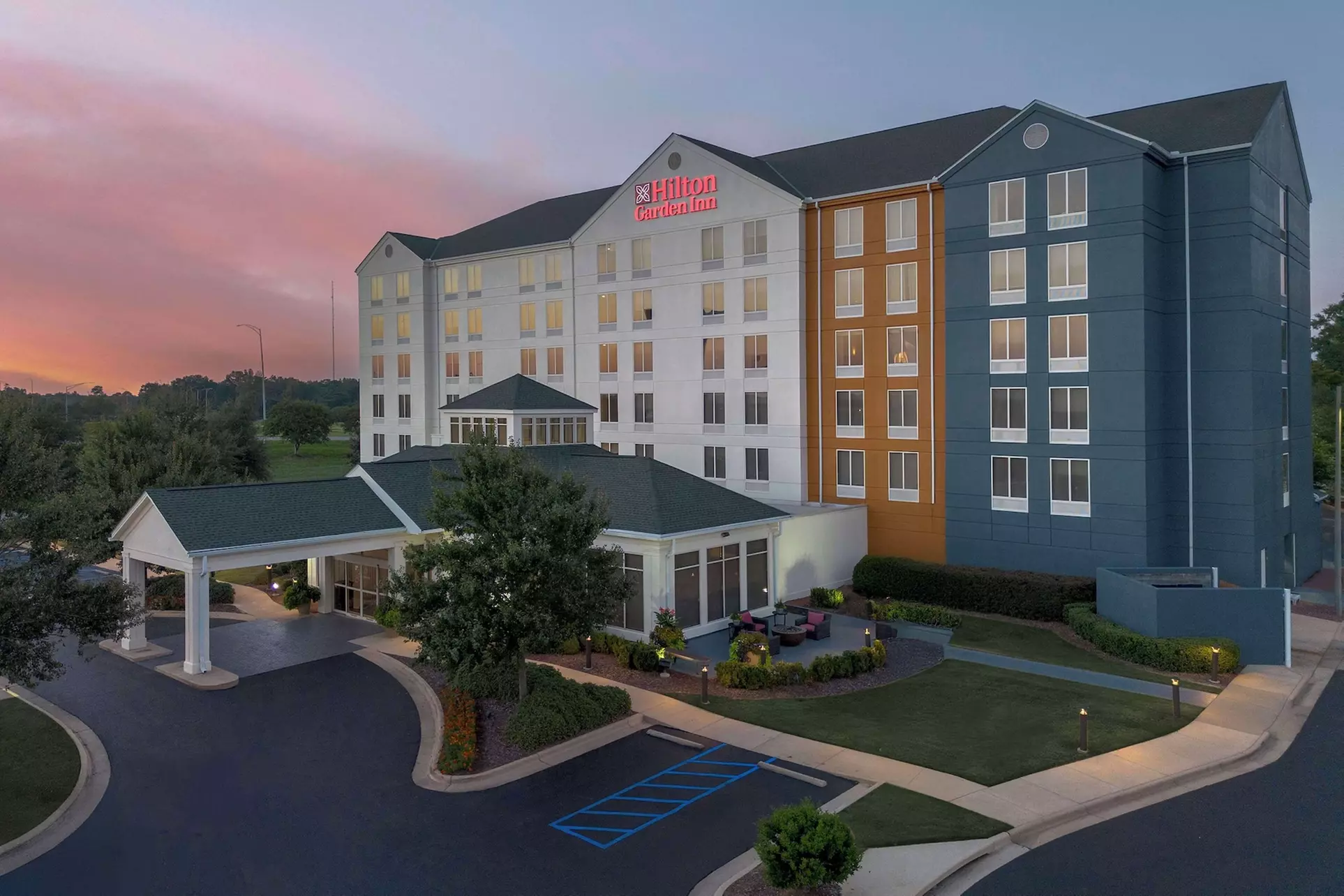 Hilton Garden Inn Tuscaloosa - Primary Image