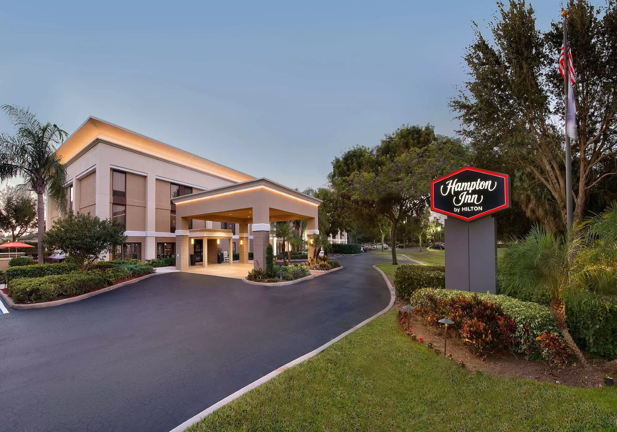 Hampton Inn - Naples - I-75 - Primary Image