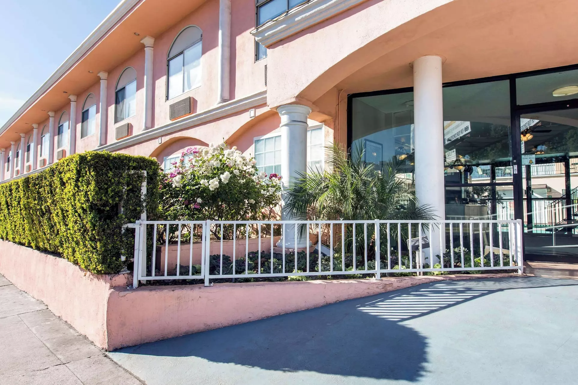 Rodeway Inn near Melrose Ave - Primary Image