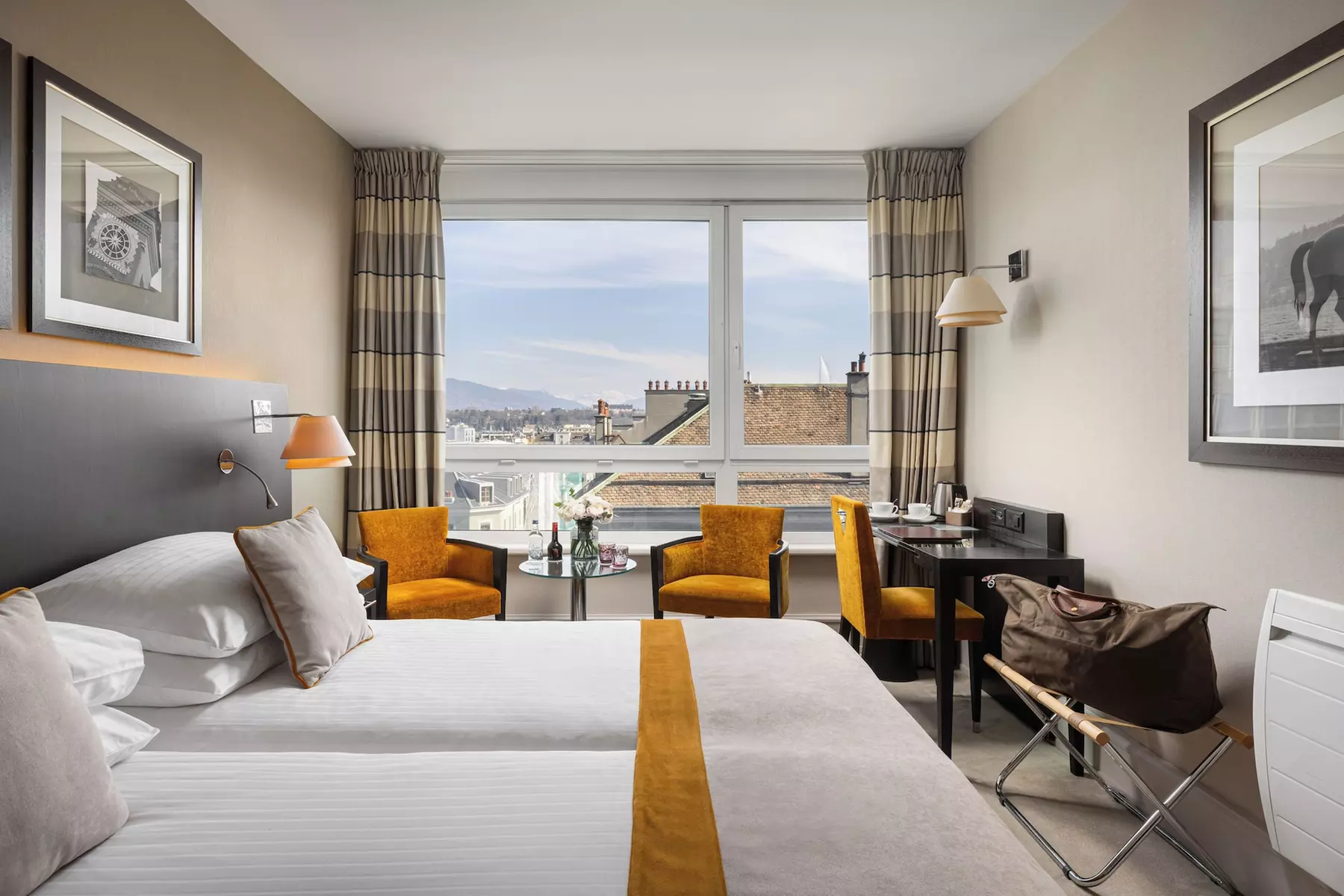 Hotel Auteuil - Primary Image