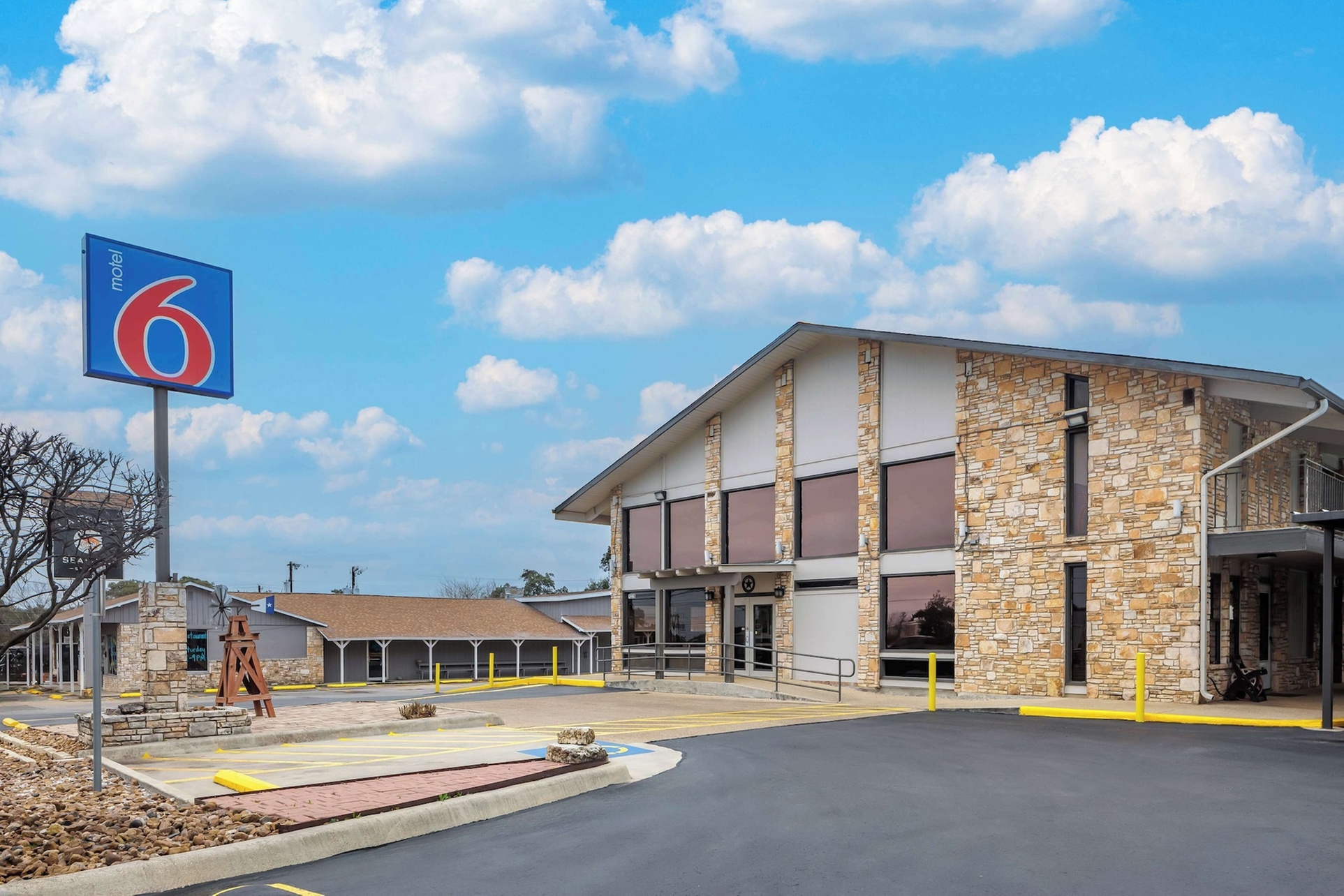 Motel 6 Boerne, TX