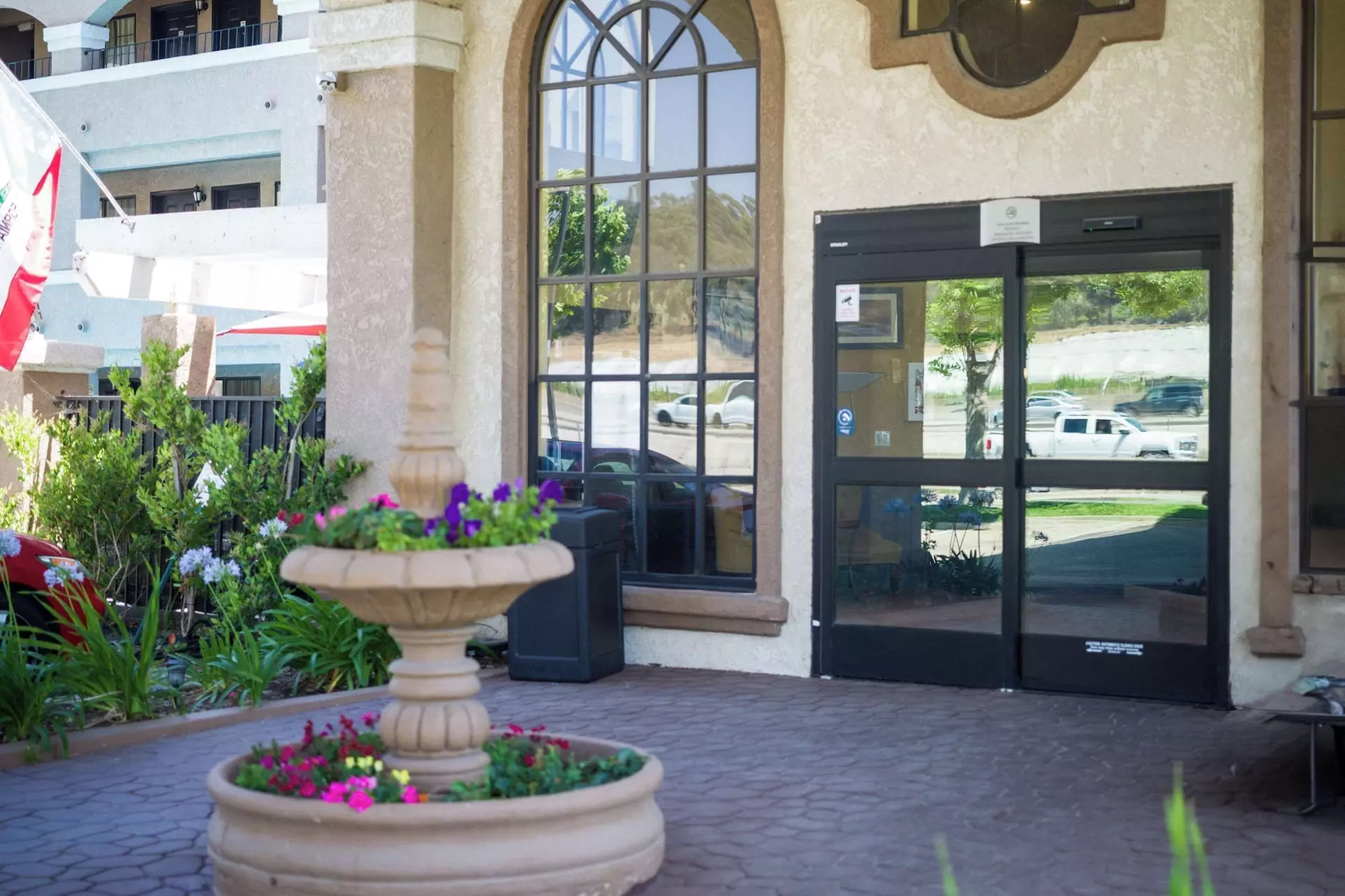 Quality Inn & Suites Camarillo - Oxnard - Primary Image