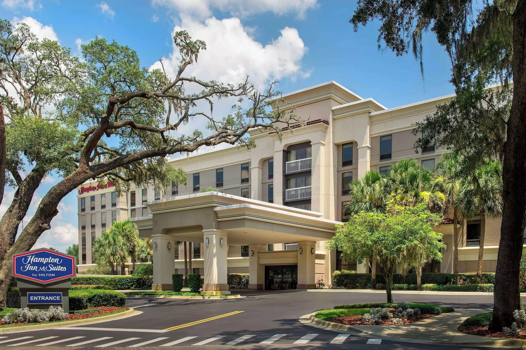 Hampton Inn & Suites Lake Mary At Colonial Townpark - Primary Image
