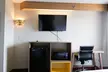 Days Inn by Wyndham Flint/Bishop International Airport - Second Medium