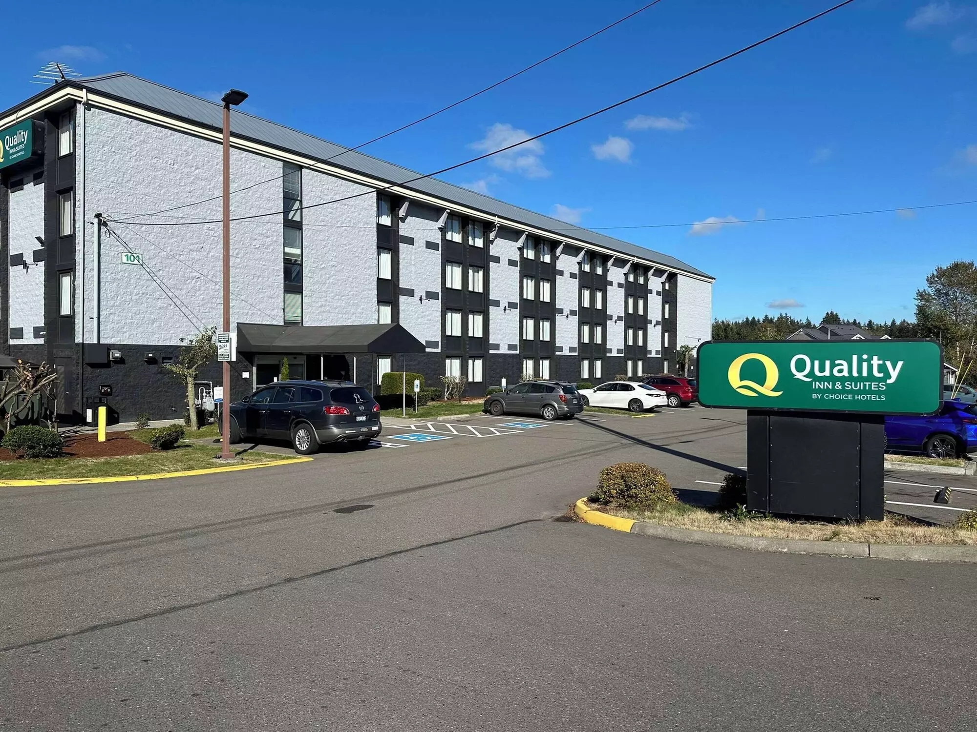 Quality Inn & Suites Everett - Primary Image