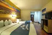 Days Inn & Suites by Wyndham Houston North/Aldine - Second Medium