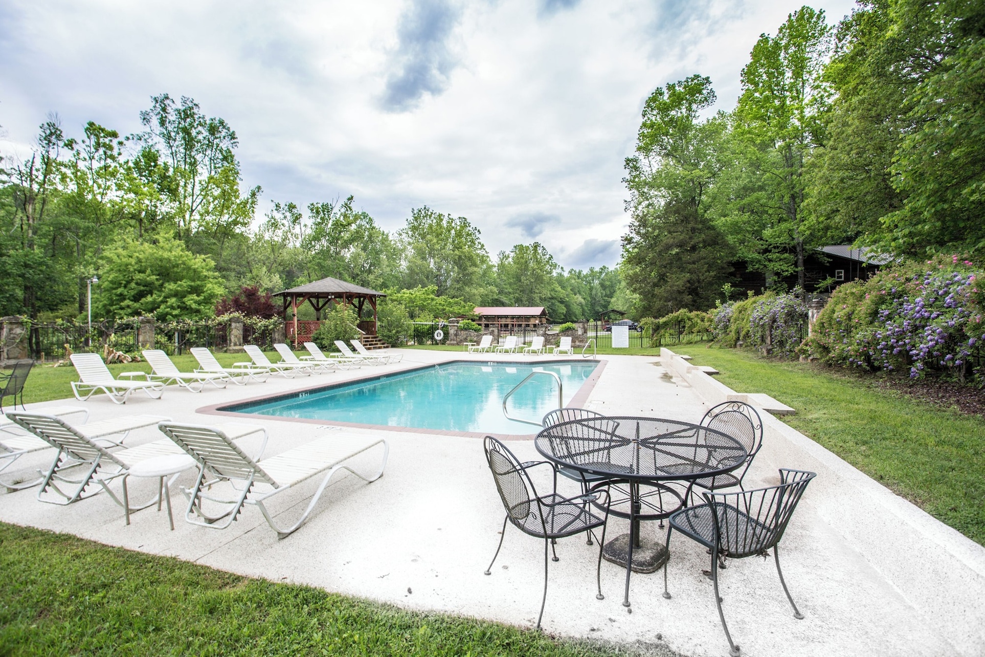 Forrest Hills Mountain Resort