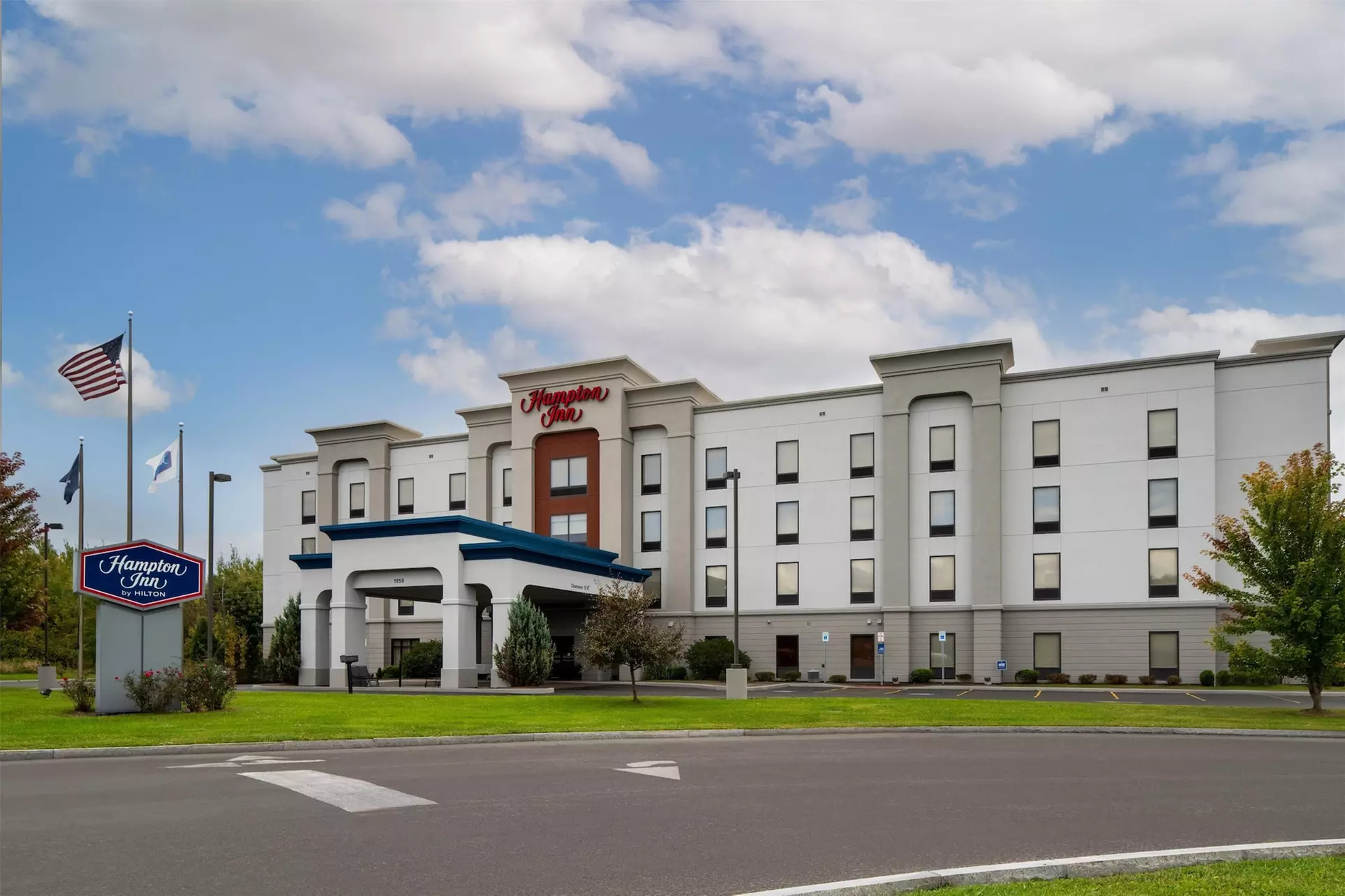 Hampton Inn Seneca Falls - Primary Image