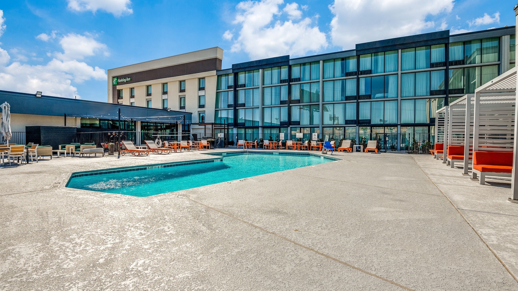 Staybridge Suites Dallas Market Ctr Love Field by IHG