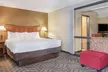 La Quinta Inn & Suites by Wyndham Minneapolis-Minnetonka - Second Medium