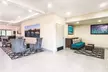 La Quinta Inn & Suites by Wyndham Loudon - Second Medium