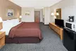 Days Inn by Wyndham Charleston - Second Medium