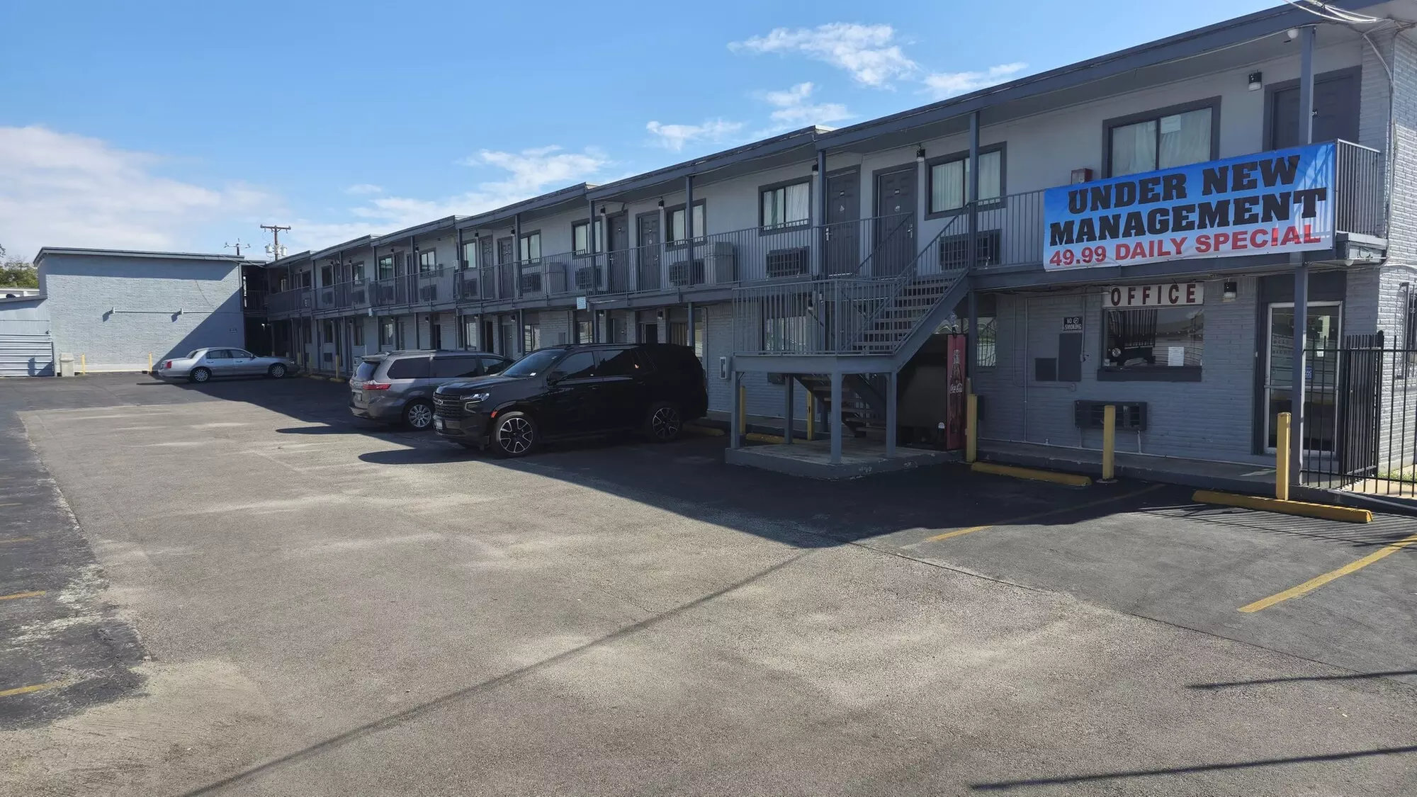 Super 7 Inn By Oyo San Antonio N.W. Medical Center - Primary Image
