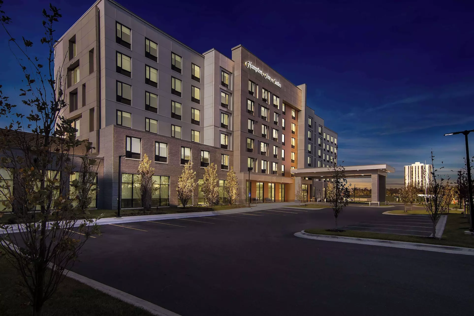 Hampton Inn & Suites Chicago Medical District UIC - Primary Image