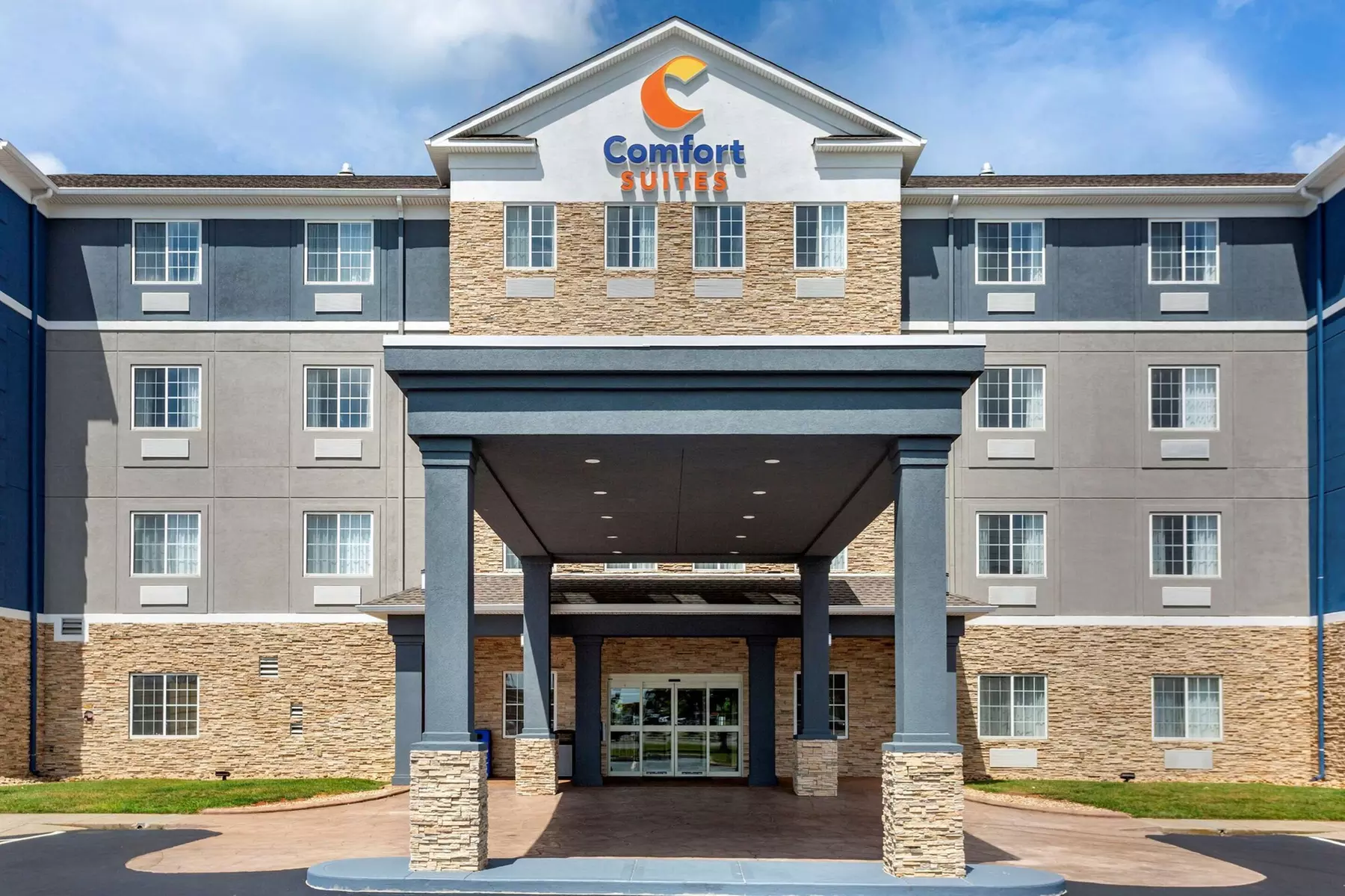Comfort Suites Clarksville near Governors Square Mall - Primary Image