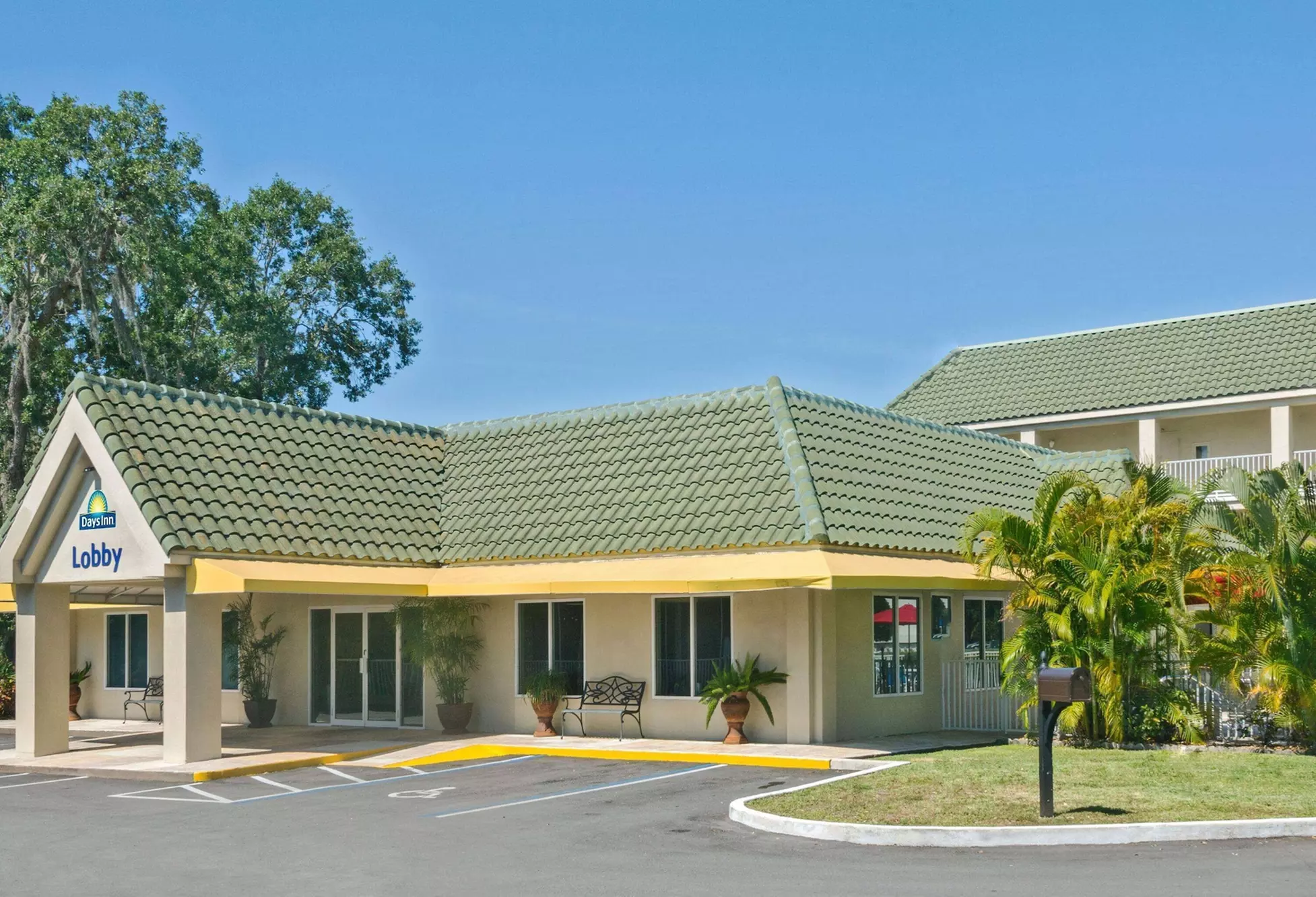 Days Inn by Wyndham Port Charlotte/Punta Gorda - Primary Image