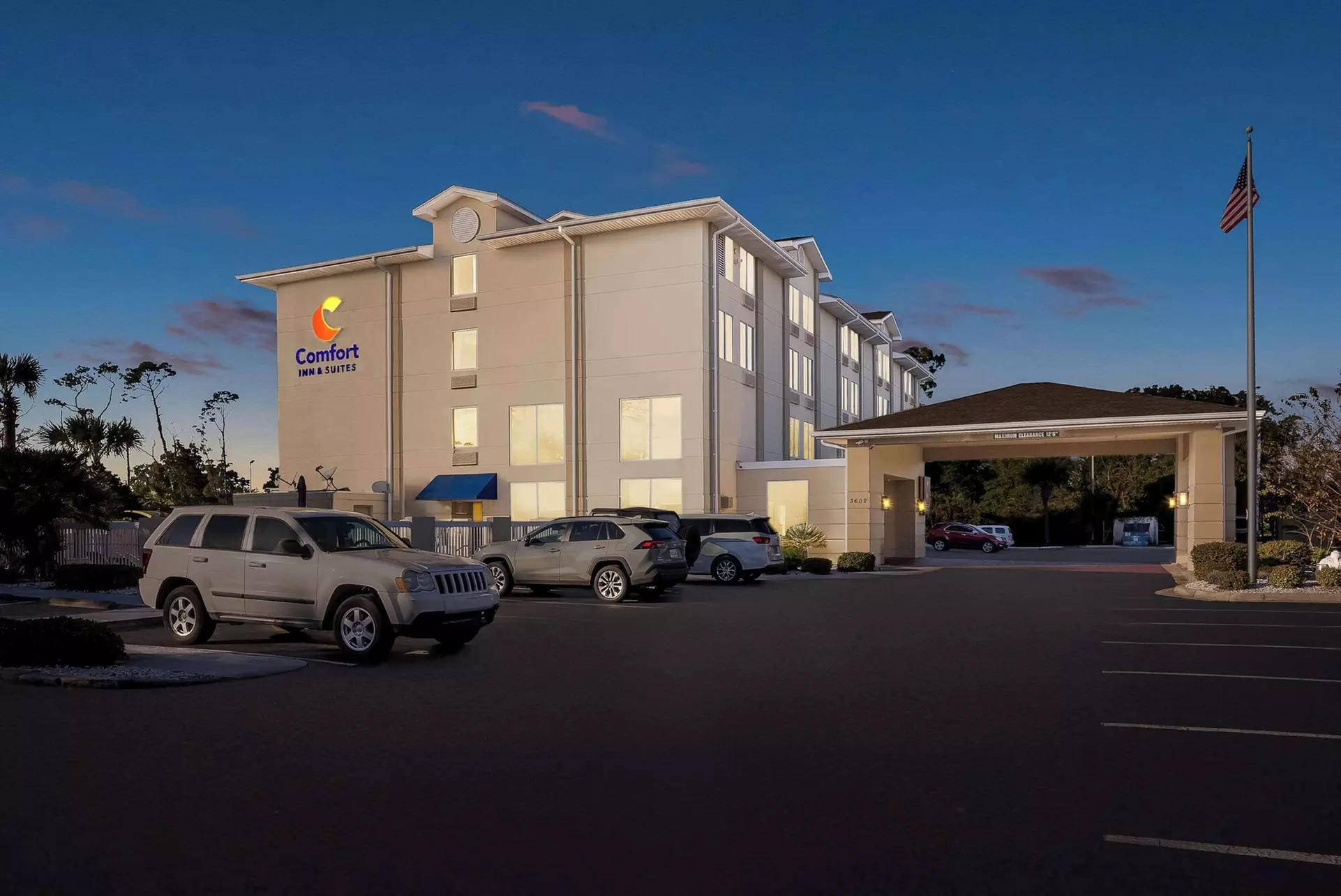 Comfort Inn & Suites - Primary Image