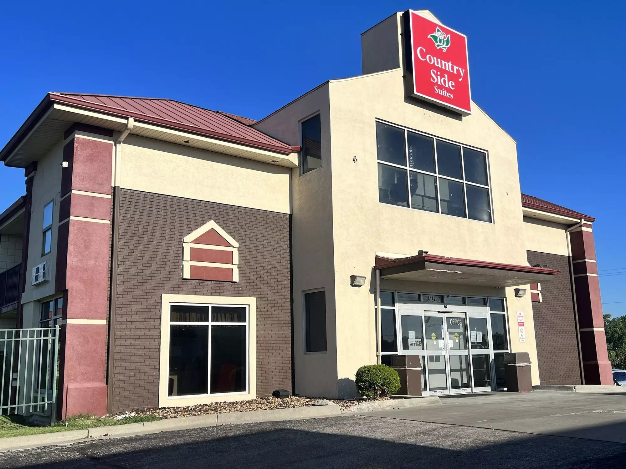 Countryside Suites Kansas City Independence I-70E Sports Complex Hotel - Primary Image