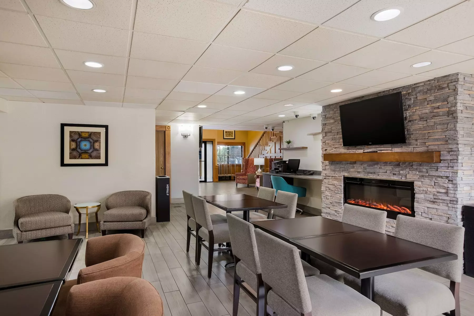 Best Western Kendallville Inn - Primary Image