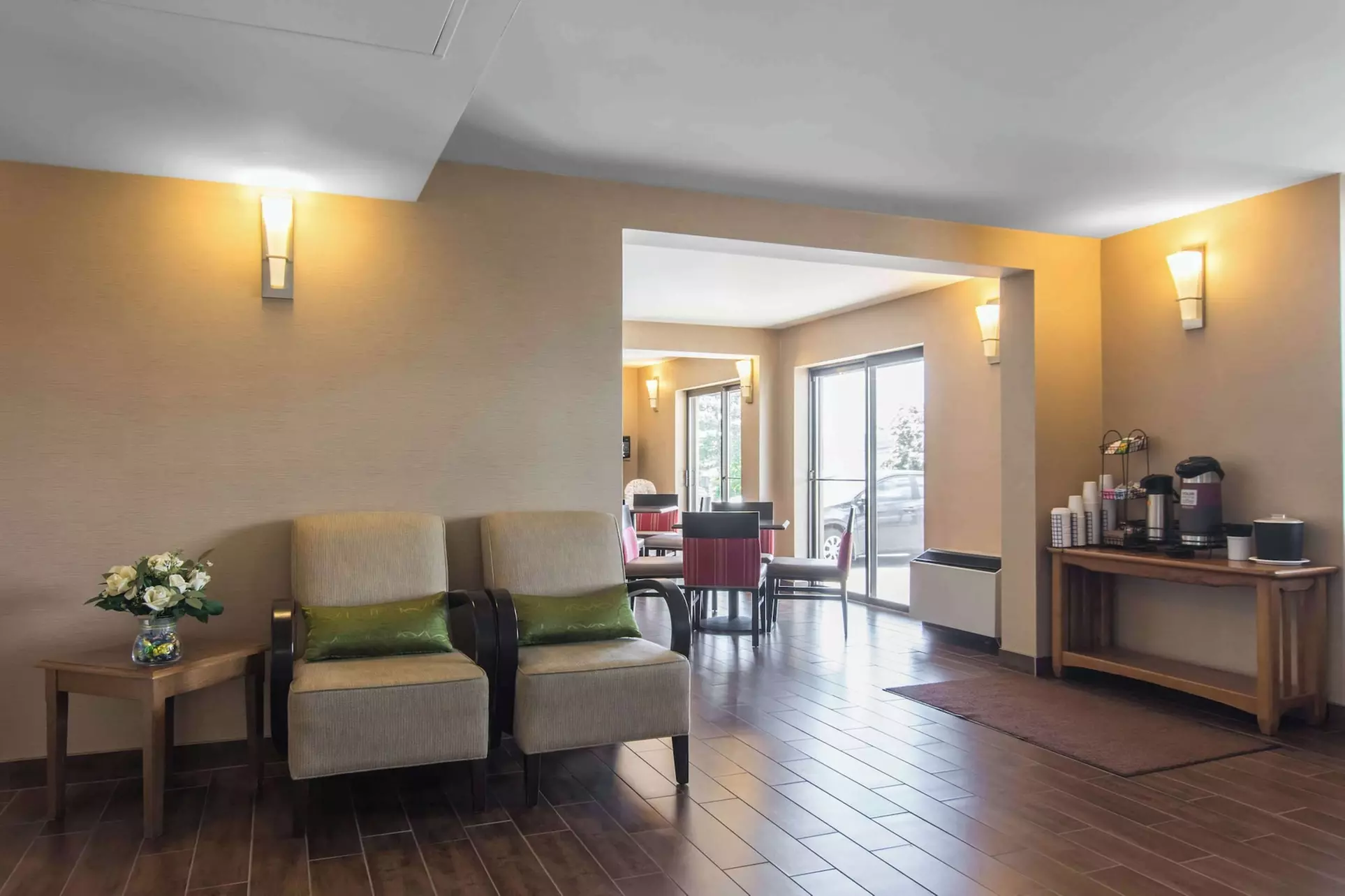 Comfort Inn Dartmouth - Primary Image