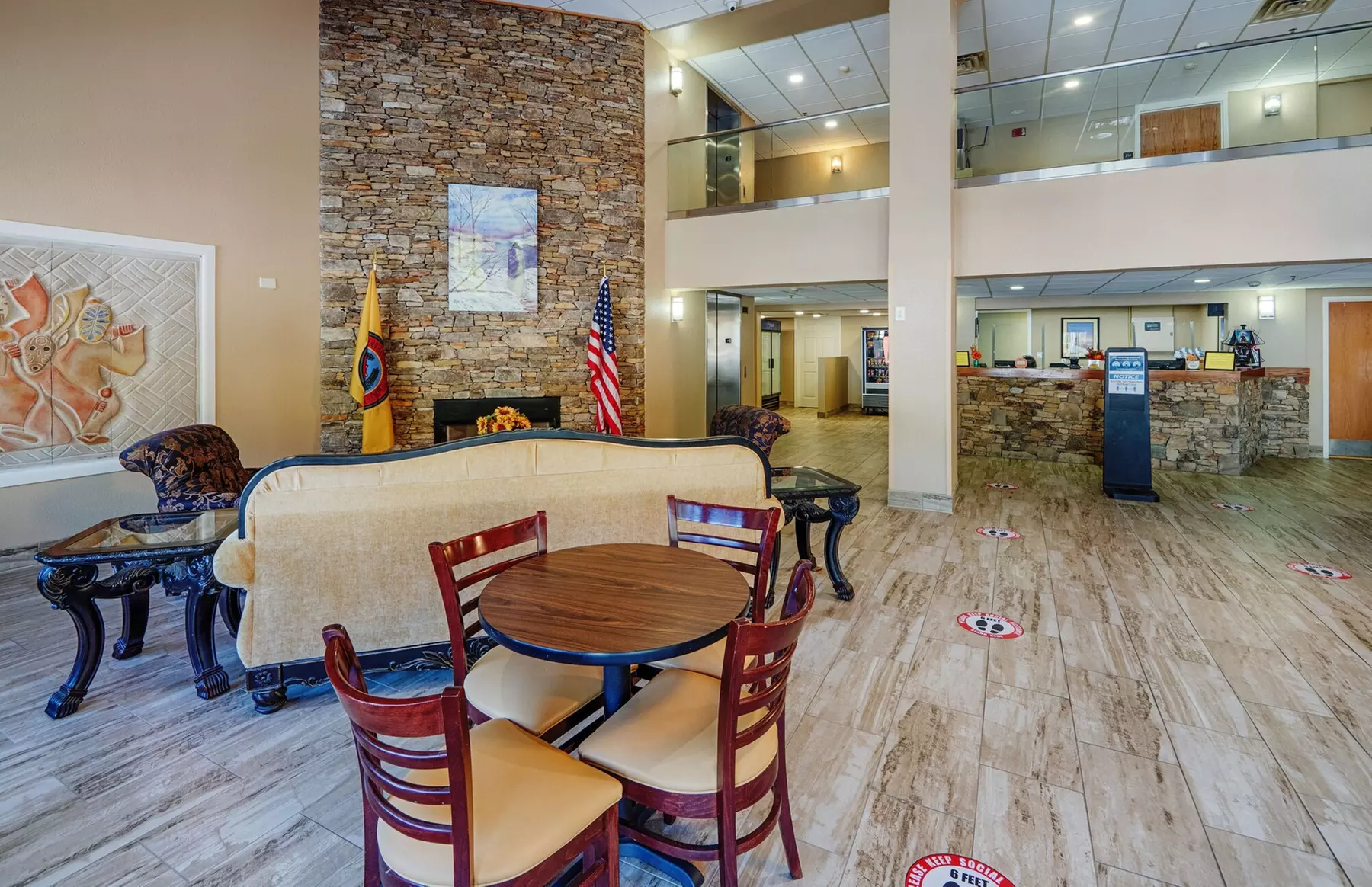 Cherokee Grand Hotel - Primary Image