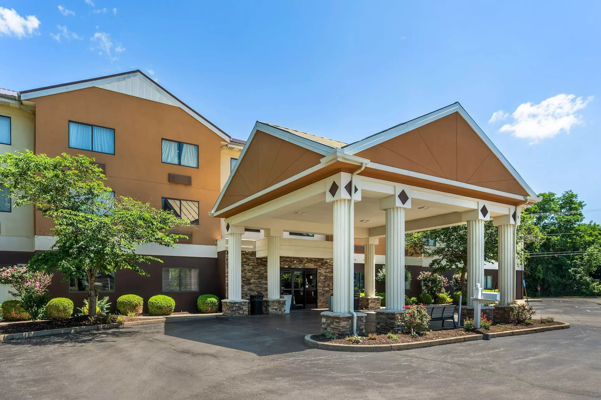 Best Western Plus Georgetown Corporate Center Hotel - Primary Image